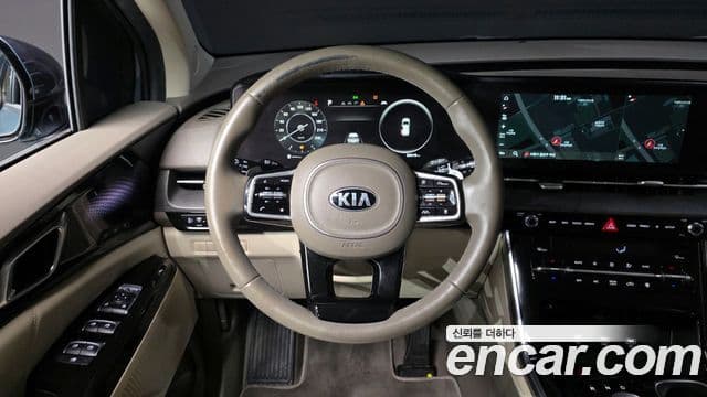 Kia Carnival 2021 — Şəkil 13/20