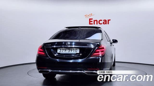 Mercedes-Benz S-Class 2019 — ფოტო 18/20