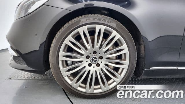 Mercedes-Benz S-Class 2019 — ფოტო 19/20