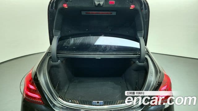 Mercedes-Benz S-Class 2019 — ფოტო 4/20