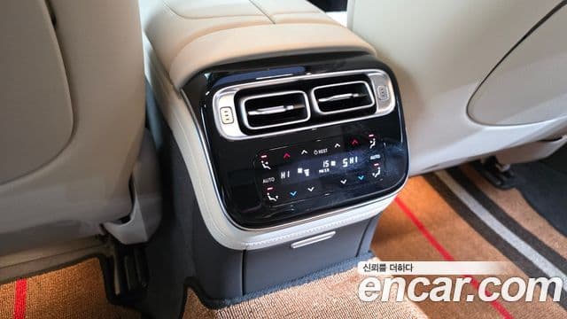 Mercedes-Benz S-Class 2022 — Photo 33/35