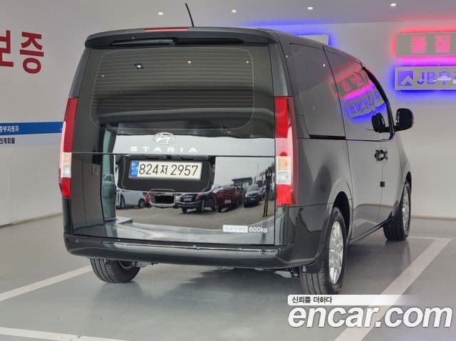 Hyundai Staria 2024 — ფოტო 5/20