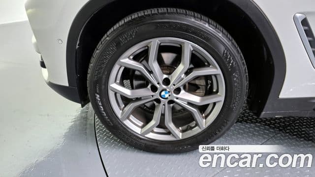 BMW X3 2019 — ფოტო 5/20
