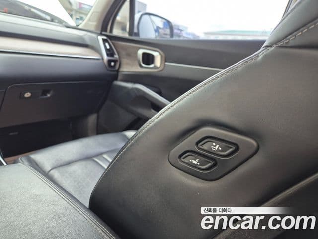 Kia Sorento 2021 — Şəkil 18/20