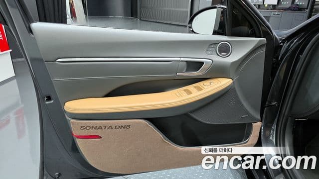 Hyundai Sonata Hybrid 2020 — Photo 32/34