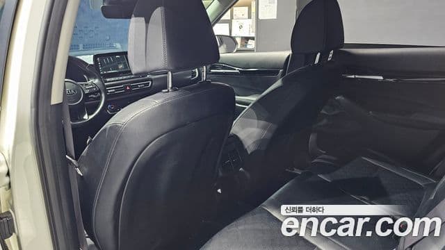 Kia Seltos 2019 — ფოტო 12/20