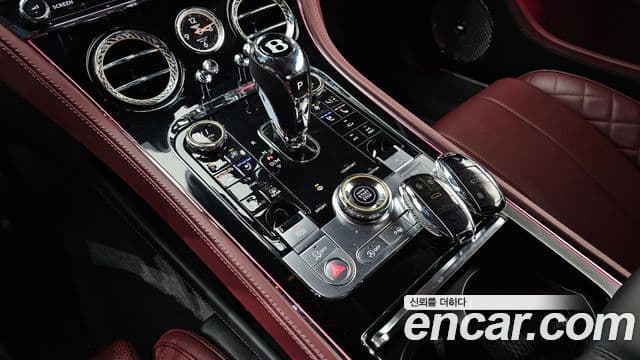 Bentley Continental GT 2020 — Şəkil 9/20
