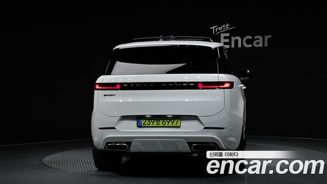 Land Rover Range Rover Sport 2025 — Фото 4/20