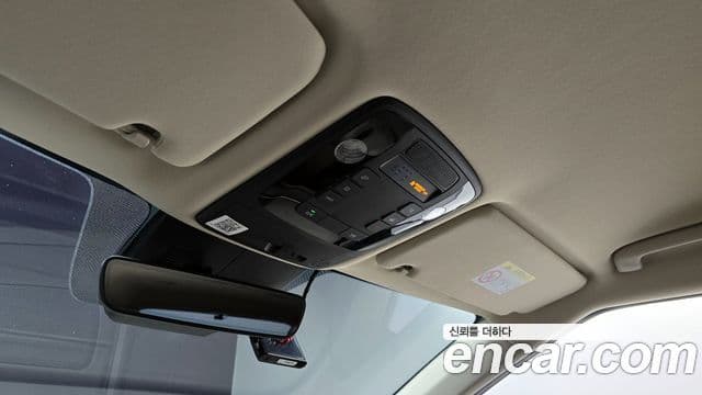 Kia Carnival 2021 — фото 20 из 20