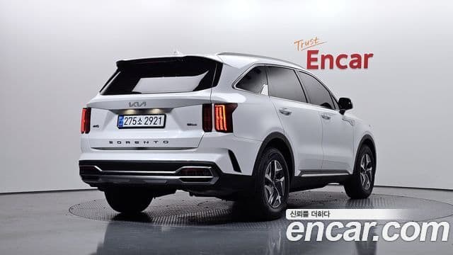 Kia Sorento 2022 — Фото 2/20