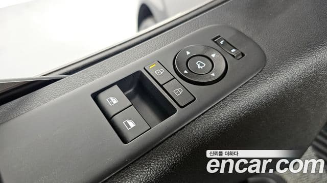 Hyundai Staria 2026 — Şəkil 14/20