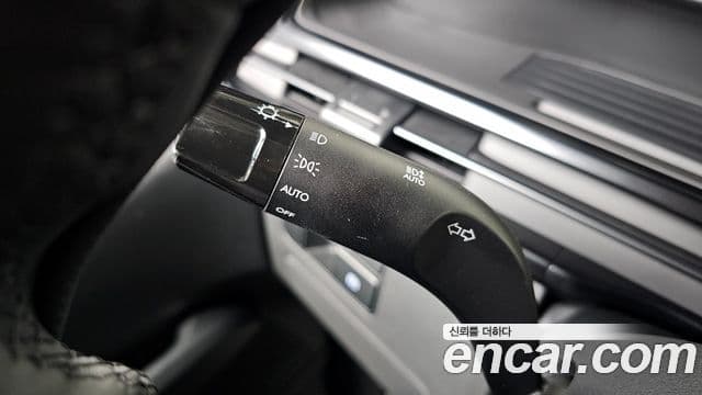 Hyundai Staria 2026 — Şəkil 16/20