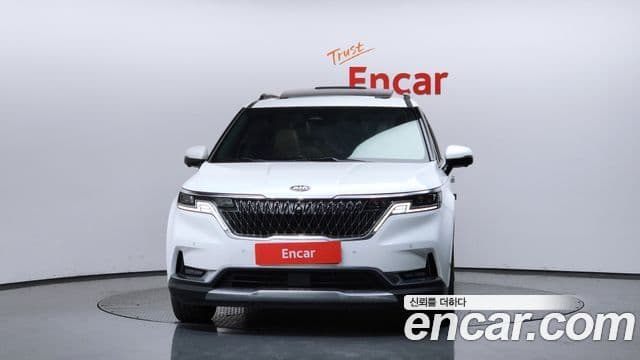 Kia Carnival 2021 — Фото 3/20