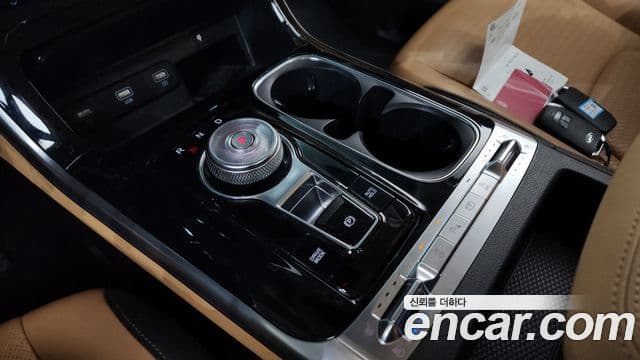 Kia Carnival 2021 — Фото 9/20