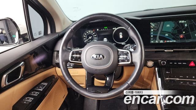 Kia Carnival 2021 — Фото 13/20