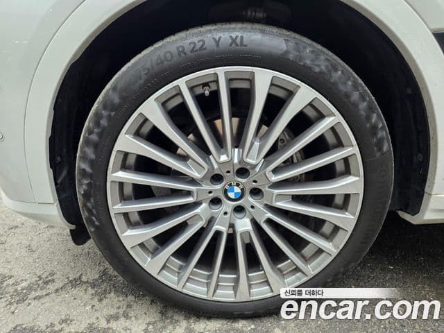 BMW X7 2023 — фото 4 из 17