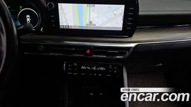 Kia K5 2022 — Şəkil 16/20