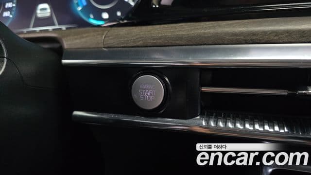 Kia K5 2022 — Photo 8/33