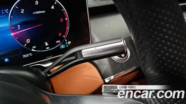 Mercedes-Benz S-Class 2022 — Photo 19/20