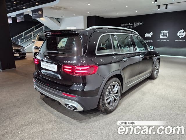 Mercedes-Benz GLB-Class 2025 — Şəkil 1/20