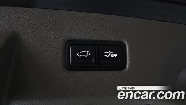 Kia Carnival 2023 — фото 20 из 20