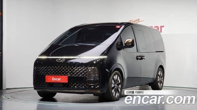 Hyundai Staria, 2022