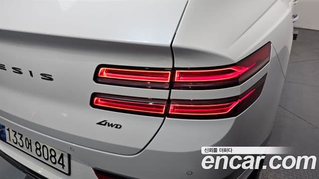 Genesis GV80 2024 — Photo 10/34