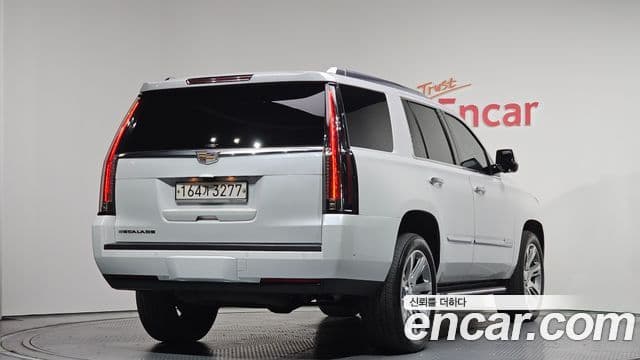 Cadillac Escalade 2020 — Şəkil 2/20
