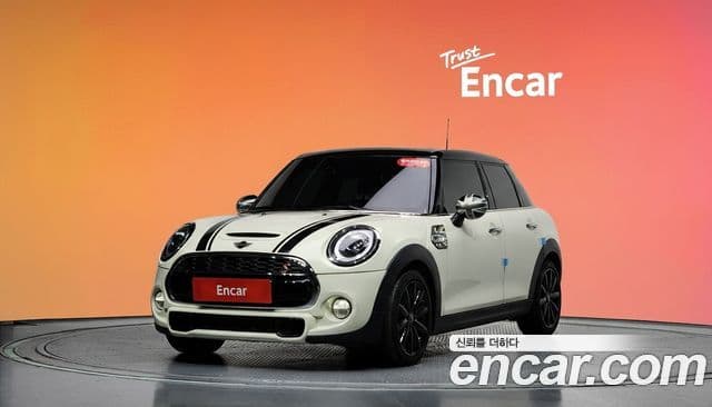 Mini Cooper S 2019 — Şəkil 1/20