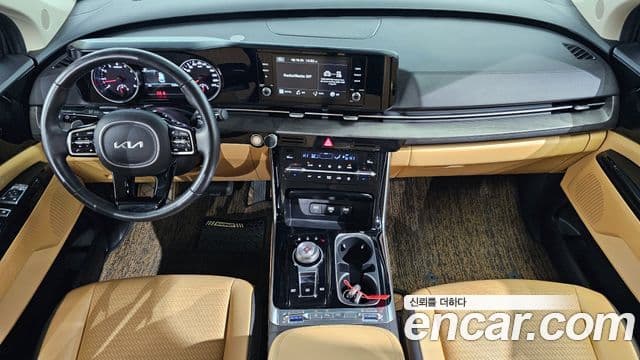 Kia Carnival 2023 — ფოტო 9/20