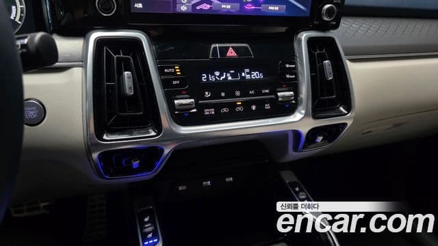 Kia Sorento 2020 — Фото 17/20