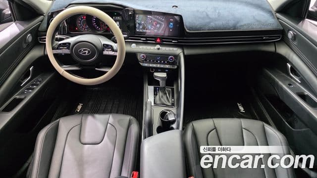 Hyundai The New Avante Hybrid 2022 — Photo 14/20