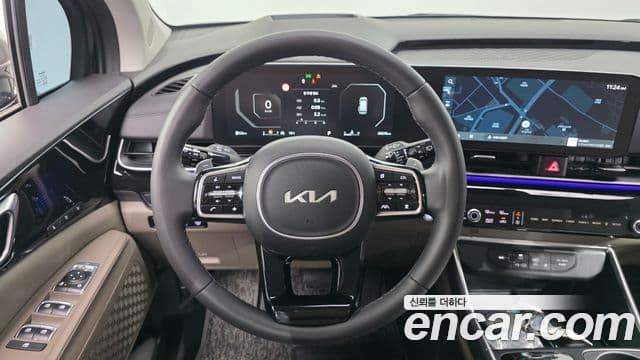 Kia Carnival 2024 — ფოტო 13/20