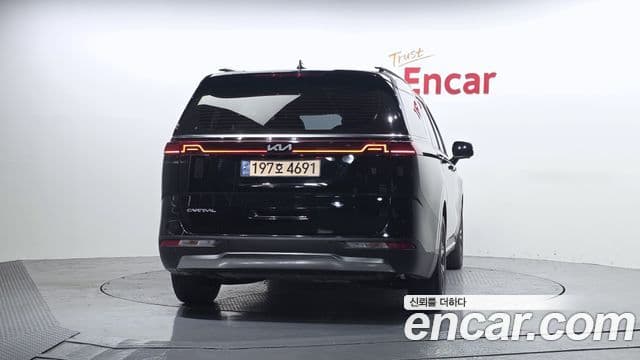 Kia Carnival 2022 — Фото 4/20