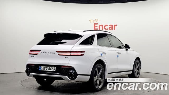 Genesis GV70 2022 — Şəkil 2/20