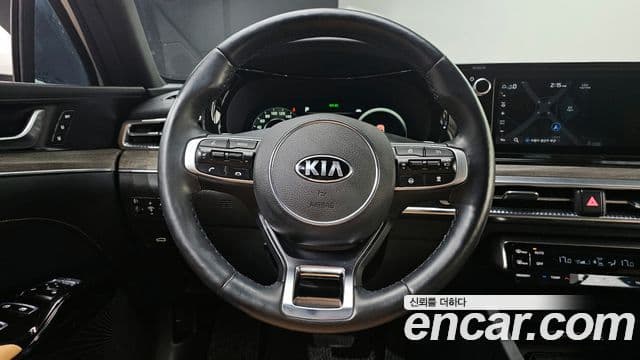 Kia K5 2020 — Фото 13/20