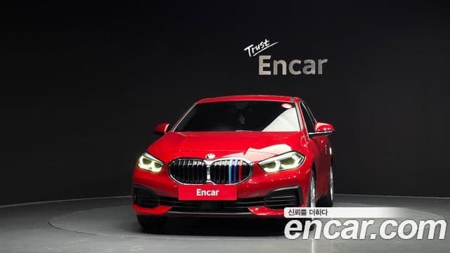 BMW 1 Series 2020 — ფოტო 2/20