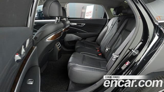 Kia The K9 2019 — фото 12 из 20