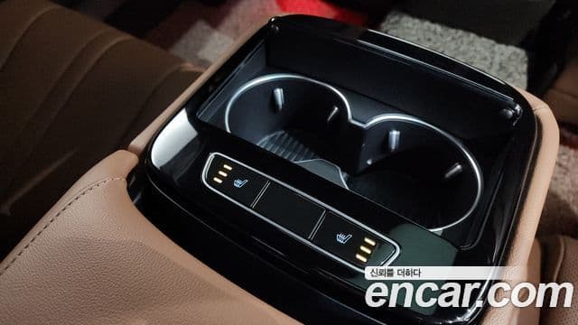 Genesis Electrified G80 2021 — Şəkil 17/20