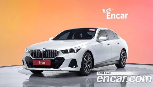 BMW 5 Series, 2024