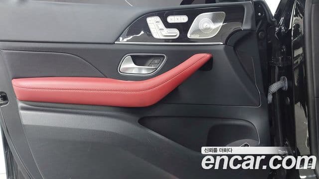 Mercedes-Benz GLE-Class 2023 — Фото 15/17