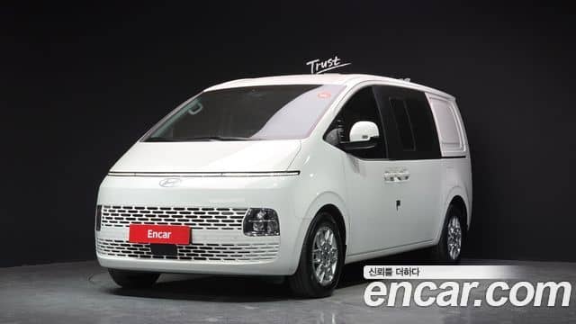 Hyundai Staria, 2024