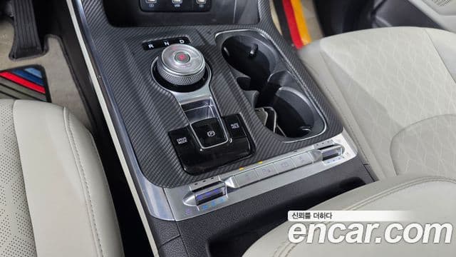 Kia Carnival 2020 — ფოტო 9/20