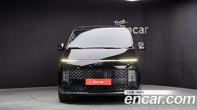 Hyundai Staria 2025 — Şəkil 3/20