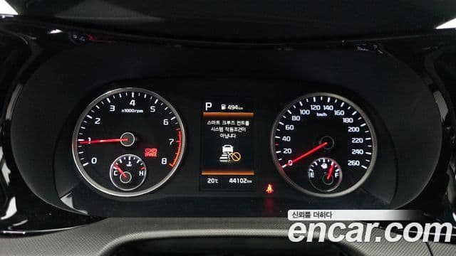 Kia K5 2021 — ფოტო 8/20