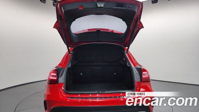 Mercedes-Benz GLA-Class 2019 — Photo 25/30