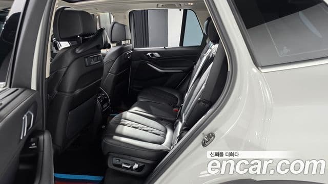BMW X5 2022 — Фото 12/20