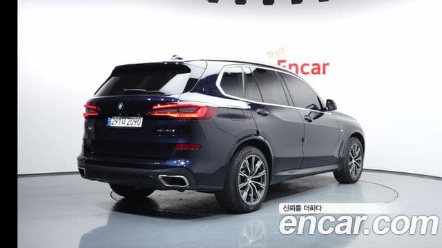 BMW X5 2021 — ფოტო 5/20