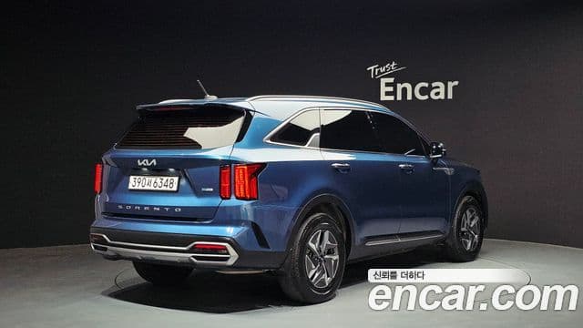 Kia Sorento 2022 — фото 2 из 20