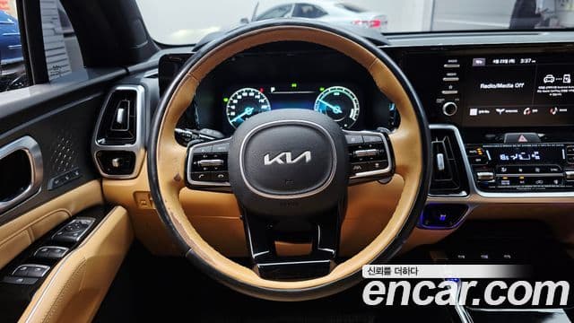 Kia Sorento 2022 — фото 13 из 20